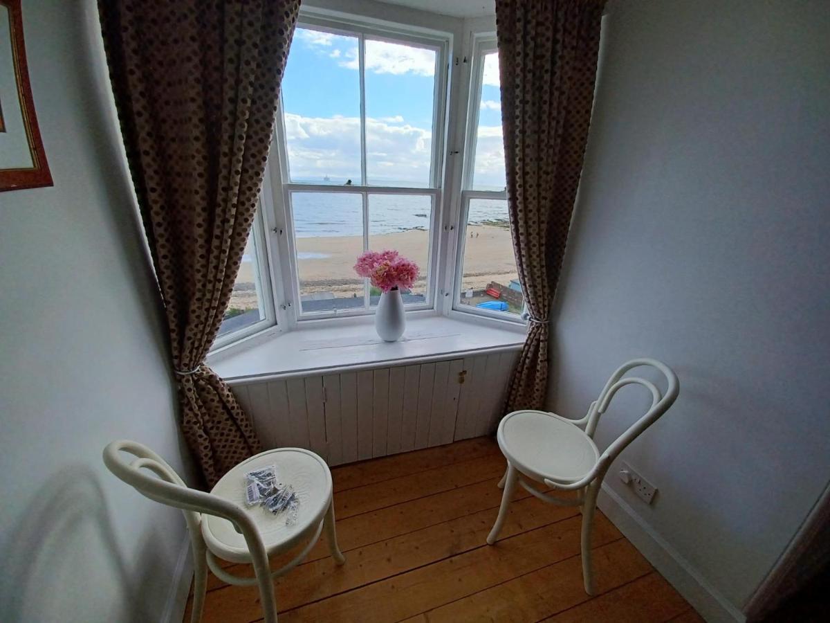 Beachhaven116 Lovely Beachside House ローワー・ラーゴ エクステリア 写真