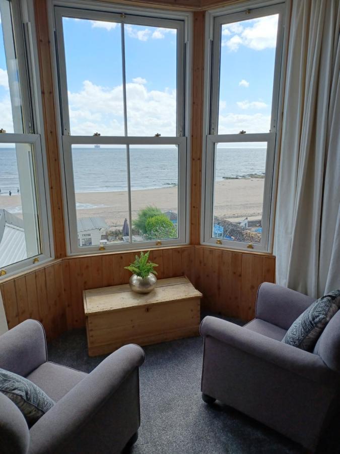 Beachhaven116 Lovely Beachside House ローワー・ラーゴ エクステリア 写真